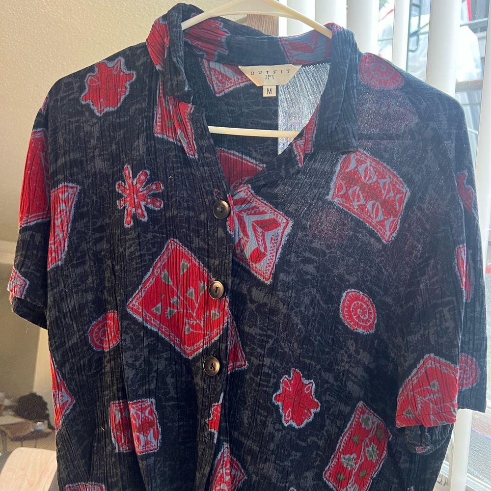 Outfit JPR Black and Red Patterned Shirt
